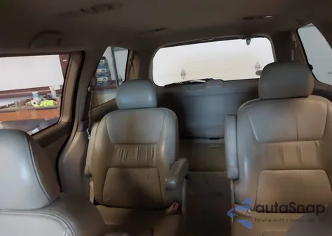 2004 Honda Odyssey Ex-L z USA, uszkodzony, nr VIN 5FNRL18084B015197